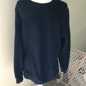 IZOD crewneck sweatshirt